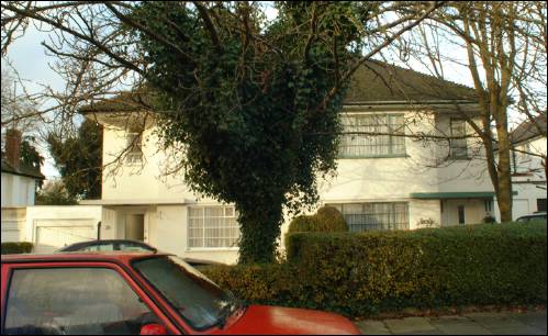 25-27 Ludlow Way
